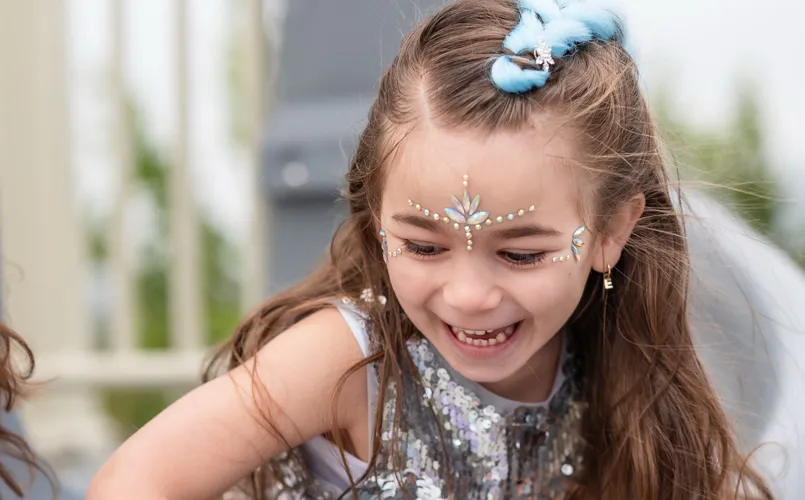 child having a wonderful time